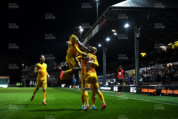 201119 - Newport County v Grimsby Town - FA Cup - Padraig Amond of Newport County celebrates scoring goal with Tristan Abrahams and Ryan Haynes