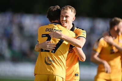 260926 - Newport County v Grimsby Town - Sky Bet League 2 - Christian Doidge of Newport County celebrates scoring a goal with team mates