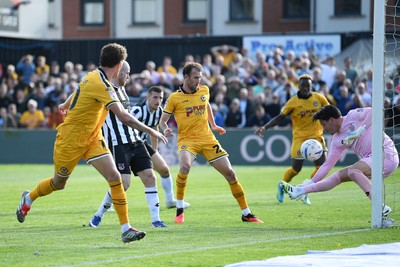 260926 - Newport County v Grimsby Town - Sky Bet League 2 - Christian Doidge of Newport County has a shot on goal