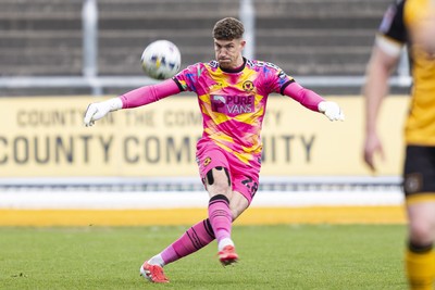 110426 - Newport County v Harrogate Town - Sky Bet League 2 - Newport County goalkeeper Jordan Wright takes a free kick