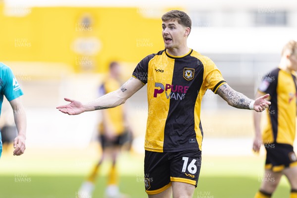 110426 - Newport County v Harrogate Town - Sky Bet League 2 - James Crole of Newport County reacts to the linesman