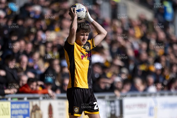 110426 - Newport County v Harrogate Town - Sky Bet League 2 - Ben Lloyd of Newport County takes a throw in