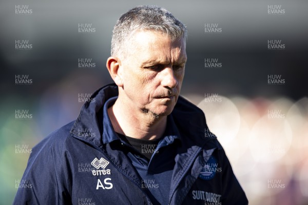 150423 - Newport County v Hartlepool United - Sky Bet League 2 - Hartlepool United manager John Askey at full time