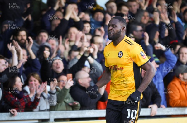 070118 - Newport County v Leeds United, Emirates FA Cup Round 3 - Frank Nouble of Newport County celebrates at the end of the match