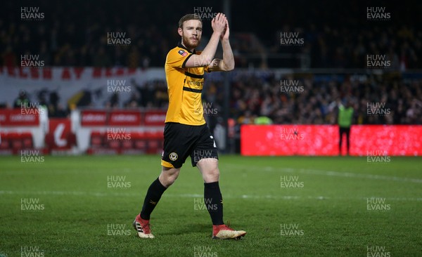 060119 - Newport County v Leicester City - FA Cup 3rd Round - Mark O'Brien of Newport County thanks the fans at full time