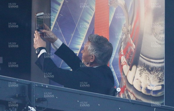 060119 - Newport County v Leicester City, FA Cup Third Round - Match of the Day host Gary Lineker takes a selfie at Rodney Parade ahead of the broadcastJ