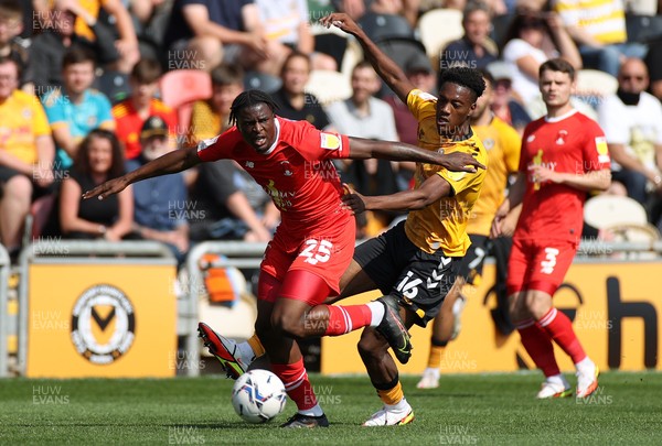 040921 - Newport County v Leyton Orient - SkyBet League Two - Shadrach Ogie of Leyton Orient is challenged by Timmy Abraham of Newport County