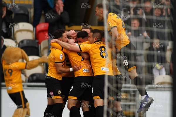 270419 Newport County v Lincoln City - Sky Bet League 2 - Scot Bennett of Newport County celebrates his goal with team mates 