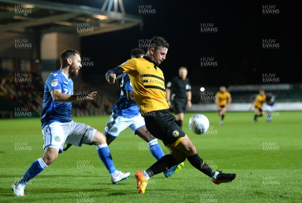 021018 - Newport County v Macclesfield Town - SkyBet League 2 - Padraig Amond of Newport County tries to get on the end of a cross
