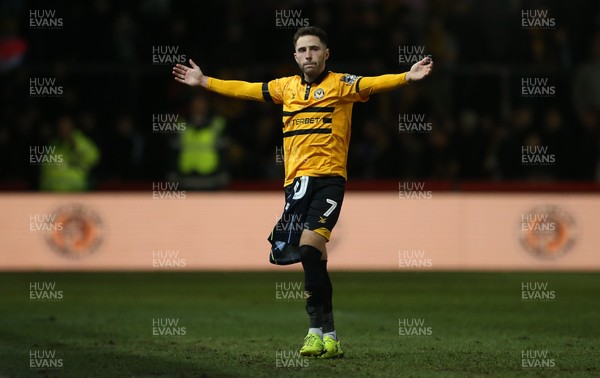 160219 - Newport County v Manchester City - FA Cup 5th Round - Robbie Willmott of Newport County thanks the fans at full time