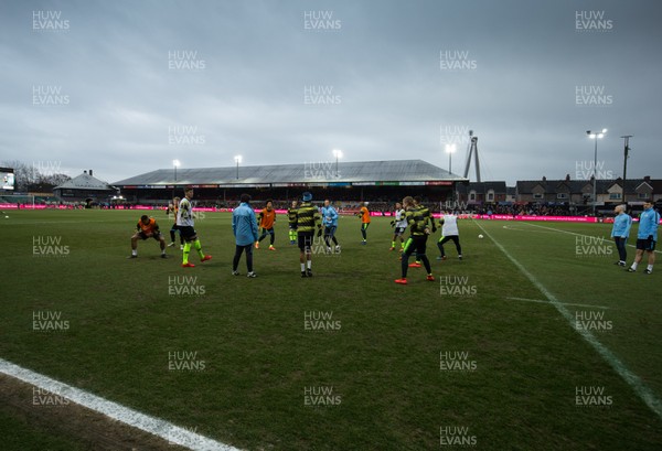 160219 - Newport County v Manchester City, FA Cup Fifth Round - The Manchester City team warm up ahead of the match