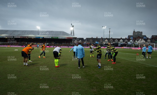 160219 - Newport County v Manchester City, FA Cup Fifth Round - The Manchester City team warm up ahead of the match