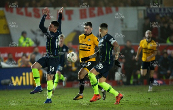 160219 - Newport County v Manchester City, FA Cup Fifth Round - Padraig Amond of Newport County chips the ball to score goal