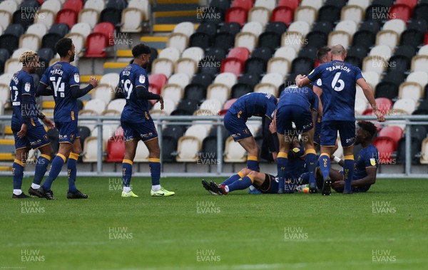 031020 - Newport County v Mansfield Town, Sky Bet League 2 - Mansfield Town players celebrate with Stephen McLaughlin after he scores goal