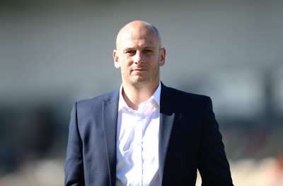 060816 - Newport County v Mansfield Town - Sky Bet League 2 -Mansfield Town manager Adam Murray at the end of the game