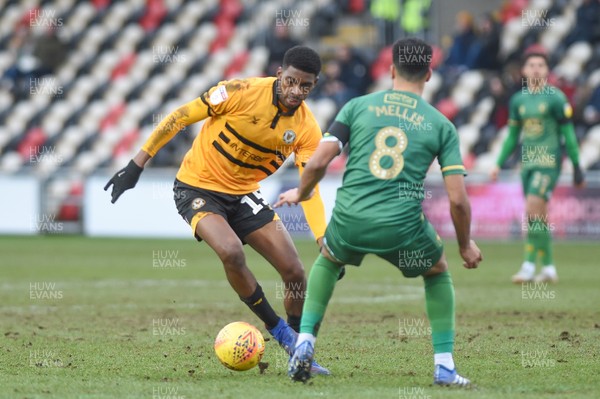 090219 - Newport County v Mansfield Town - Sky Bet League 2 - Tyreeq Bakinson of Newport County takes on Jacob Mellis of Mansfield Town