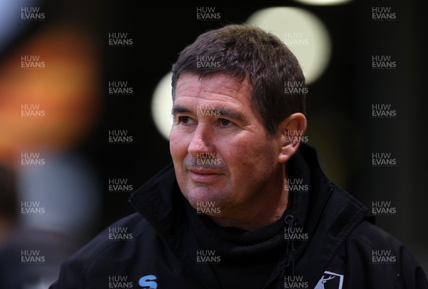 180423 - Newport County v Mansfield Town - SkyBet League Two - Mansifeld Manager Nigel Clough 