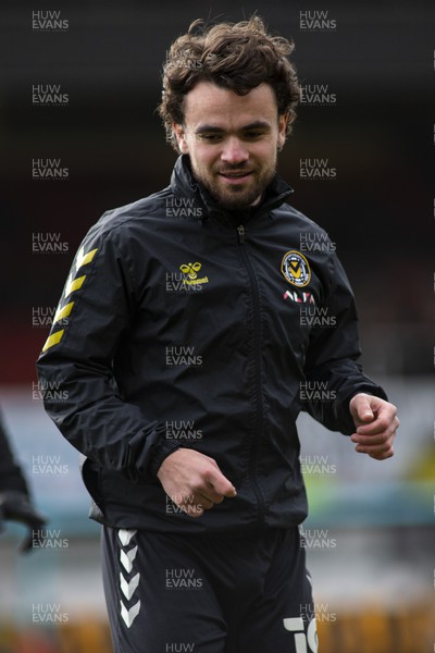 190222 - Newport County v Mansfield Town - Sky Bet League 2 - Dom Telford of Newport County during the warm up