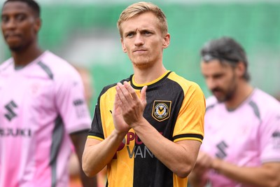230825 - Newport County v Milton Keynes Dons - Sky Bet League 2 - Matt Smith of Newport County applauding fans