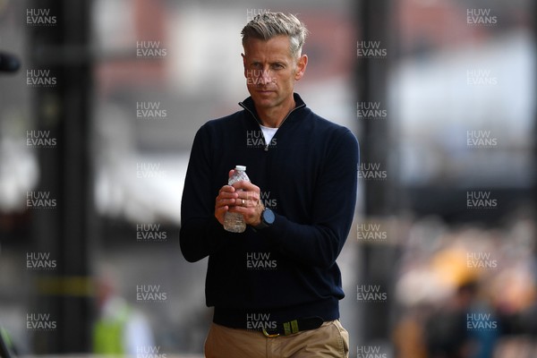 020825 - Newport County v Notts County - Sky Bet League 2 - Newport County Manager, David Hughes applauding fans at full time