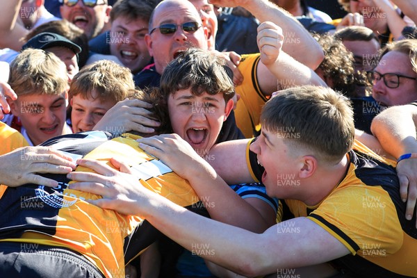 250426 - Newport County v Oldham Athletic - Sky Bet League 2 - Michael Spellman of Newport County celebrates with fans
