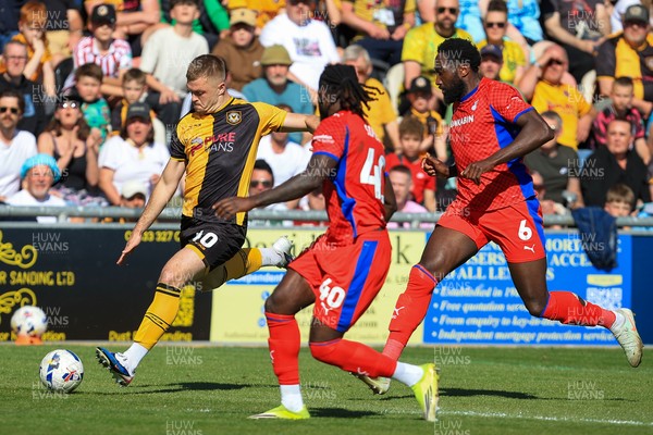 250426 - Newport County v Oldham Athletic - Sky Bet League 2 - Cole Jarvis of Newport County