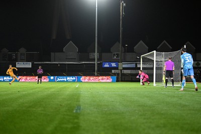 061026 - Newport County v Plymouth Argyle - EFL Trophy - Christian Doidge of Newport County’ scores his penalty 