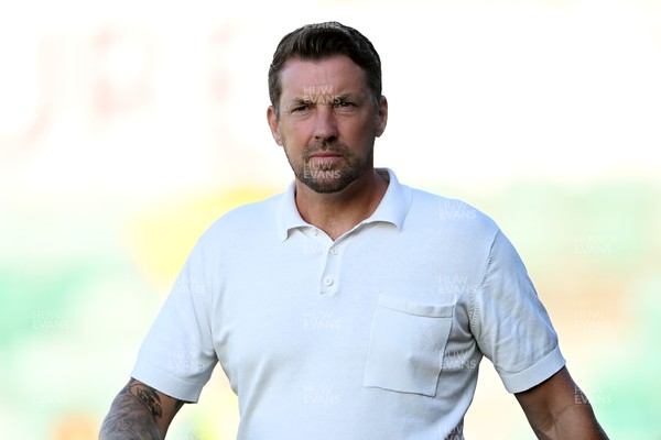 280726 - Newport County v Reading - Preseason Friendly - Newport County interim Head Coach, Chris Todd
