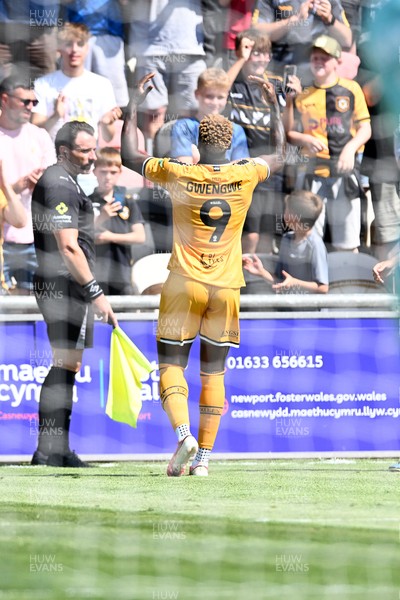 150826 - Newport County v Rochdale - Sky Bet League 2 - Shaquille Gwengwe of Newport County celebrates scoring a goal