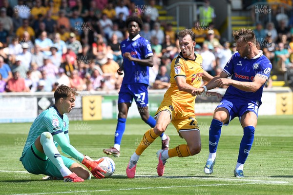 150826 - Newport County v Rochdale - Sky Bet League 2 - Christian Doidge of Newport County has a shot on goal