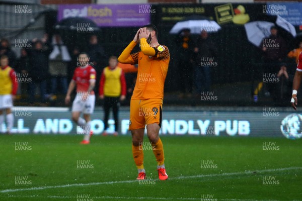 021119 - Newport County v Salford City - Sky Bet League 2 - Padraig Amond of Newport County misses a chance to score
