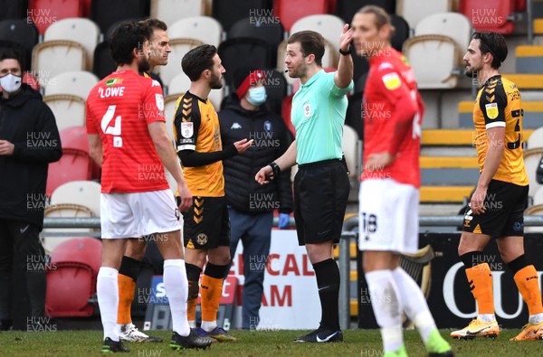 160121 - Newport County v Salford City - SkyBet League 2 - Josh Sheehan of Newport County appeals to referee Anthony Backhouse after being shown a red card