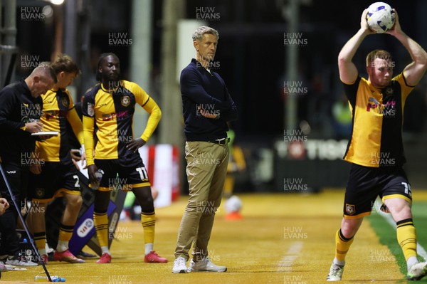 190825 - Newport County v Salford City - SkyBet League Two - Newport County Manager David Hughes 
