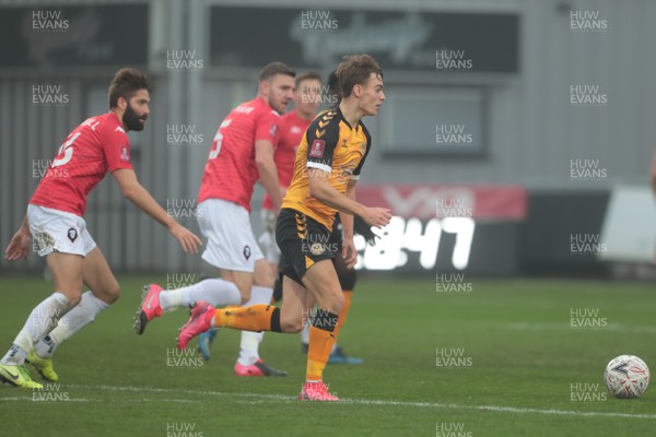 281120 - Newport County v Salford City - FA Cup Second Round - Scott Twine of Newport County heads for the Salford goal 
