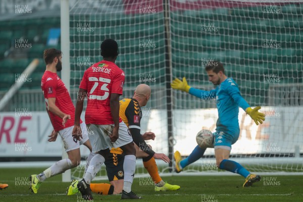 281120 - Newport County v Salford City - FA Cup Second Round - Kevin Ellison of Newport County tries to slot the ball past Vaclav Hladky Salford City Goalkeeper  