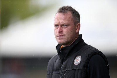 191019 - Newport County v Scunthorpe United - SkyBet League Two - Newport County Manager Michael Flynn