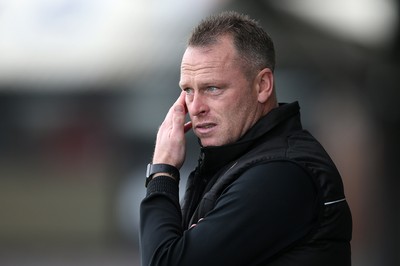 191019 - Newport County v Scunthorpe United - SkyBet League Two - Newport County Manager Michael Flynn