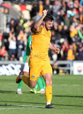 191019 - Newport County v Scunthorpe United - SkyBet League Two - Padraig Amond of Newport County celebrates scoring a goal