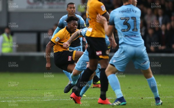 131018 - Newport County v Stevenage - SkyBet League Two - Antoine Semenyo of Newport score the winning goal in the last minutes of the game
