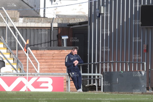 270221 - Newport County v Stevenage - Sky Bet League 2 - Newport County Manager Mike Flynn