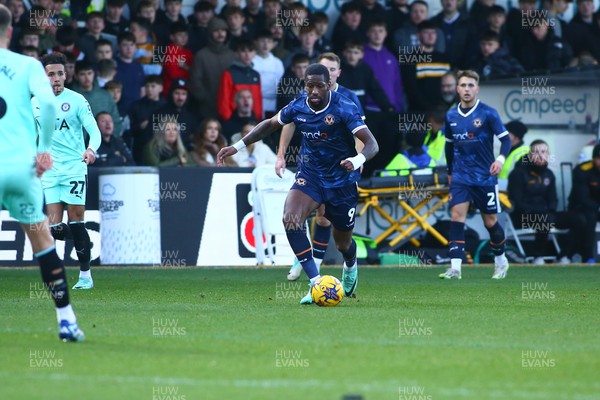 251123 - Newport County v Stockport County - Sky Bet League 2 - Omar Bogle of Newport County drives at the Stockport defence