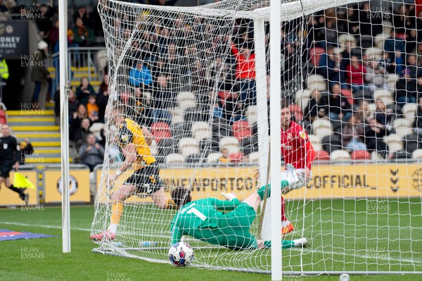 040223 - Newport County v Swindon Town - Sky Bet League 2 - Cameron Norman of Newport County (2) scores the first goal of the match