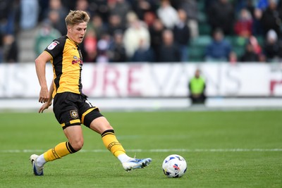 041025 - Newport County v Swindon Town - Sky Bet League 2 - Tom Davies of Newport County