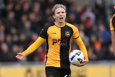 041025 - Newport County v Swindon Town - Sky Bet League 2 - Sam Braybrooke of Newport County