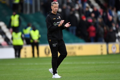 041025 - Newport County v Swindon Town - Sky Bet League 2 - Dejected Newport County Manager, David Hughes at full time