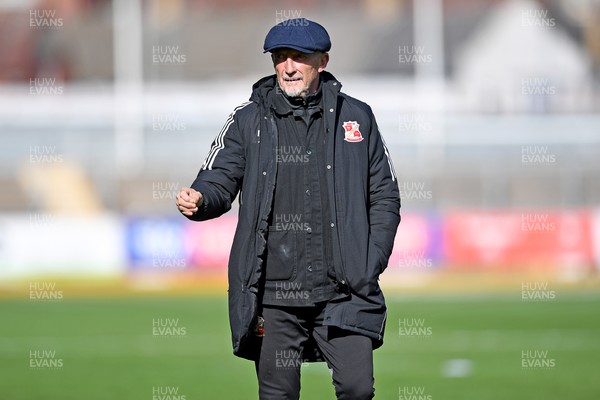 041025 - Newport County v Swindon Town - Sky Bet League 2 - Ian Holloway, Swindon Manager