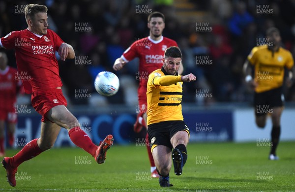 090419 - Newport County v Swindon Town - SkyBet League 2 - Padraig Amond of Newport County tries a shot at goal