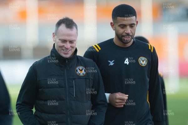 180120 - Newport County v Swindon Town - Sky Bet League 2 - Mike Flynn manager of Newport County and Joss Labadie of Newport County 