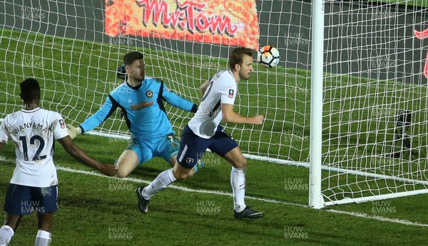 270118 - Newport County v Tottenham Hotspur - FA Cup - Harry Kane of Tottenham Hotspur scores a goal