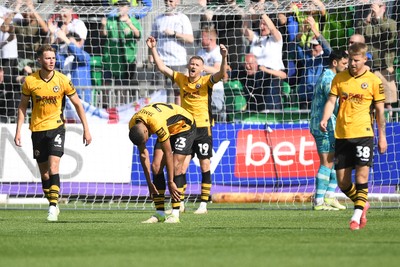 030525 - Newport County v Tranmere Rovers - Sky Bet League 2 - Dejected Newport after conceding the 4th goal